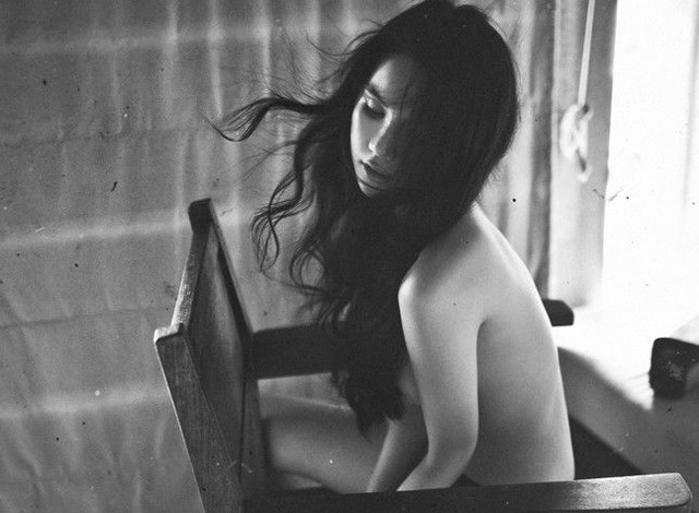 Bộ ảnh nude táo bạo của Ngọc Trinh